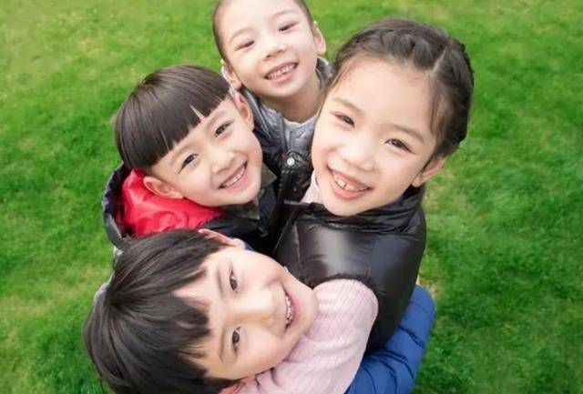 南宫28政协委员建议幼儿园2岁入园专家：可把2-3岁的孩子纳入学前教育(图6)